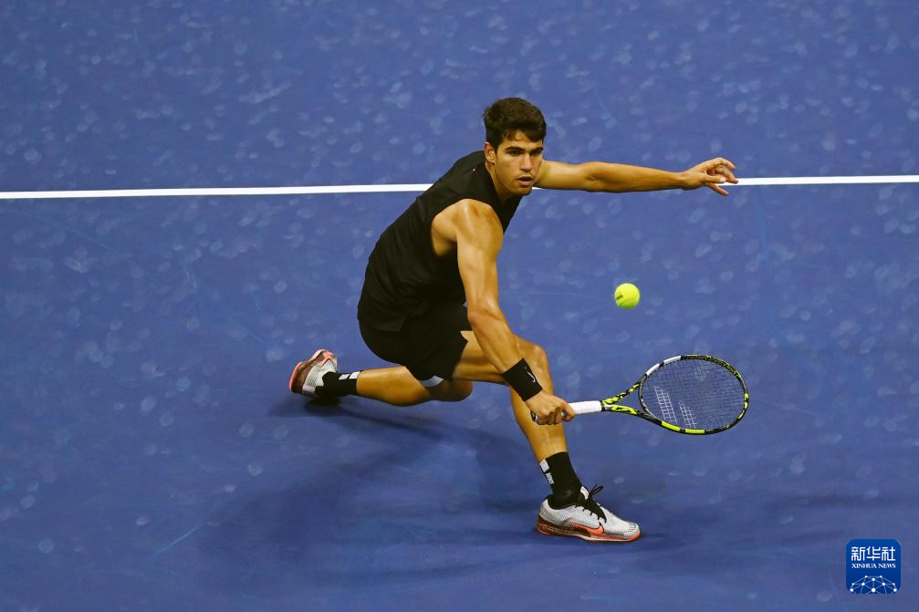 开云体育官网-美国网球队轻取德国网球队，阿尔卡拉斯高光表现