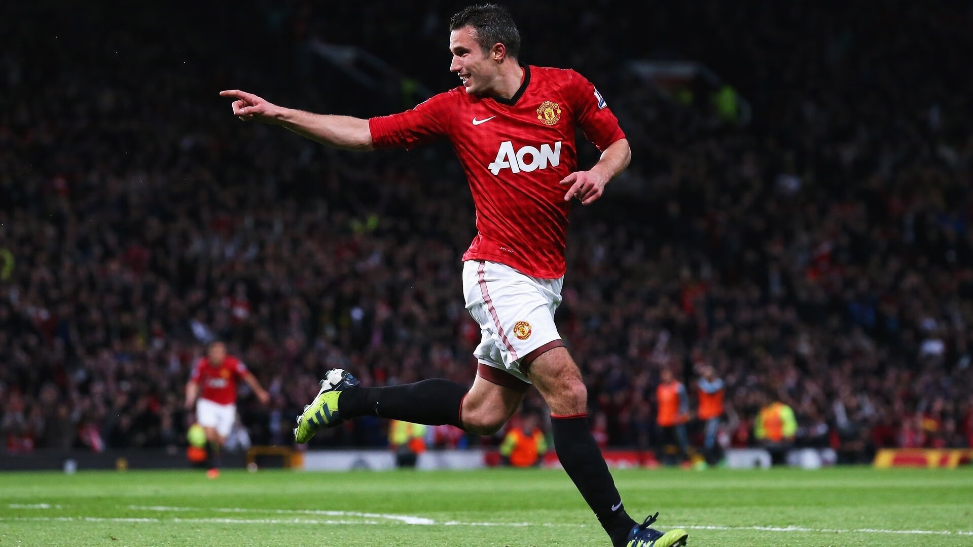 开云体育app-单骑救主！范弗利特末节14分上演范乔丹时刻，猛龙强行续命逆转深圳